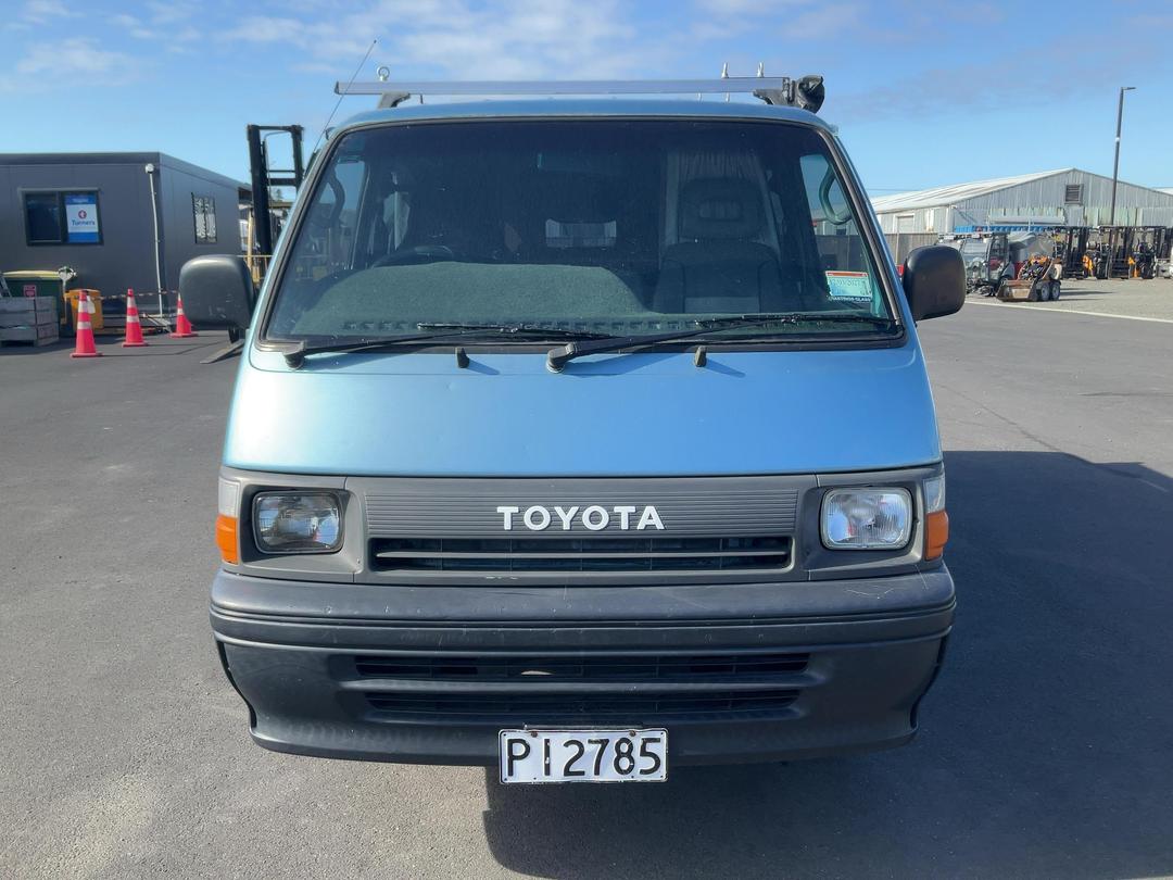 Photo '9' of Toyota Hiace Motorhome Photo '9' of Toyota Hiace Motorhome
