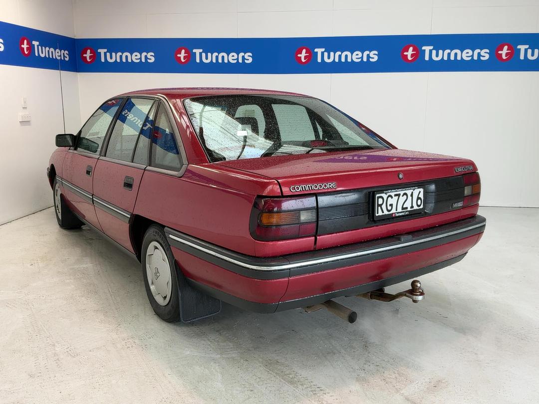 Photo '5' of Holden Commodore Exec