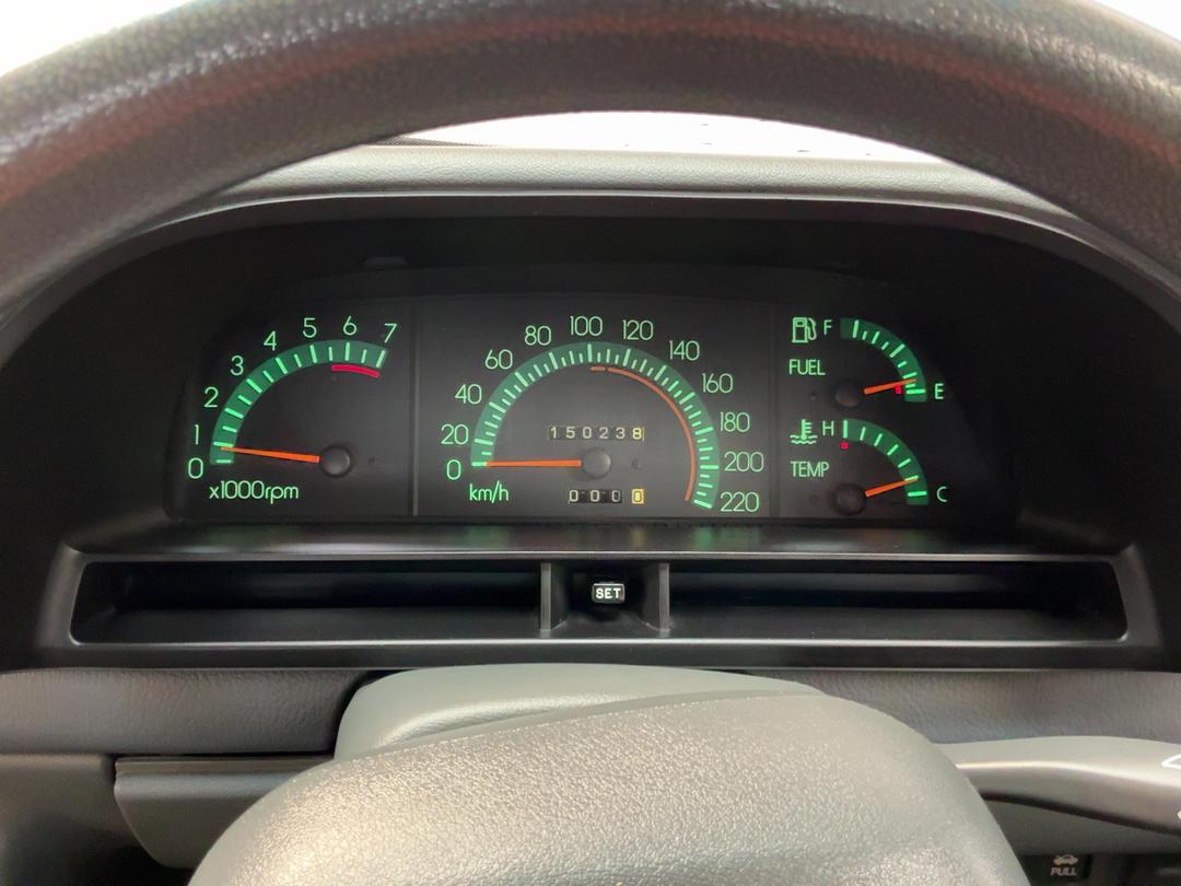 Photo '21' of Holden Commodore Exec