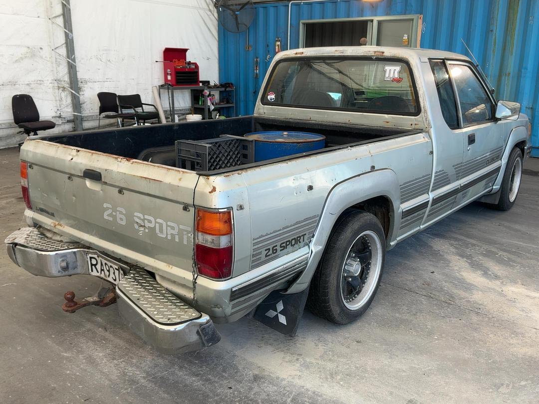 Photo '6' of Mitsubishi L200