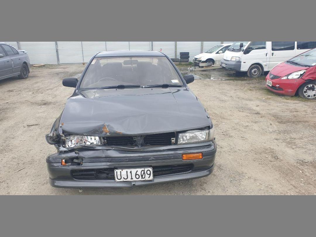 Photo '2' of Nissan Bluebird SSS Photo '2' of Nissan Bluebird SSS
