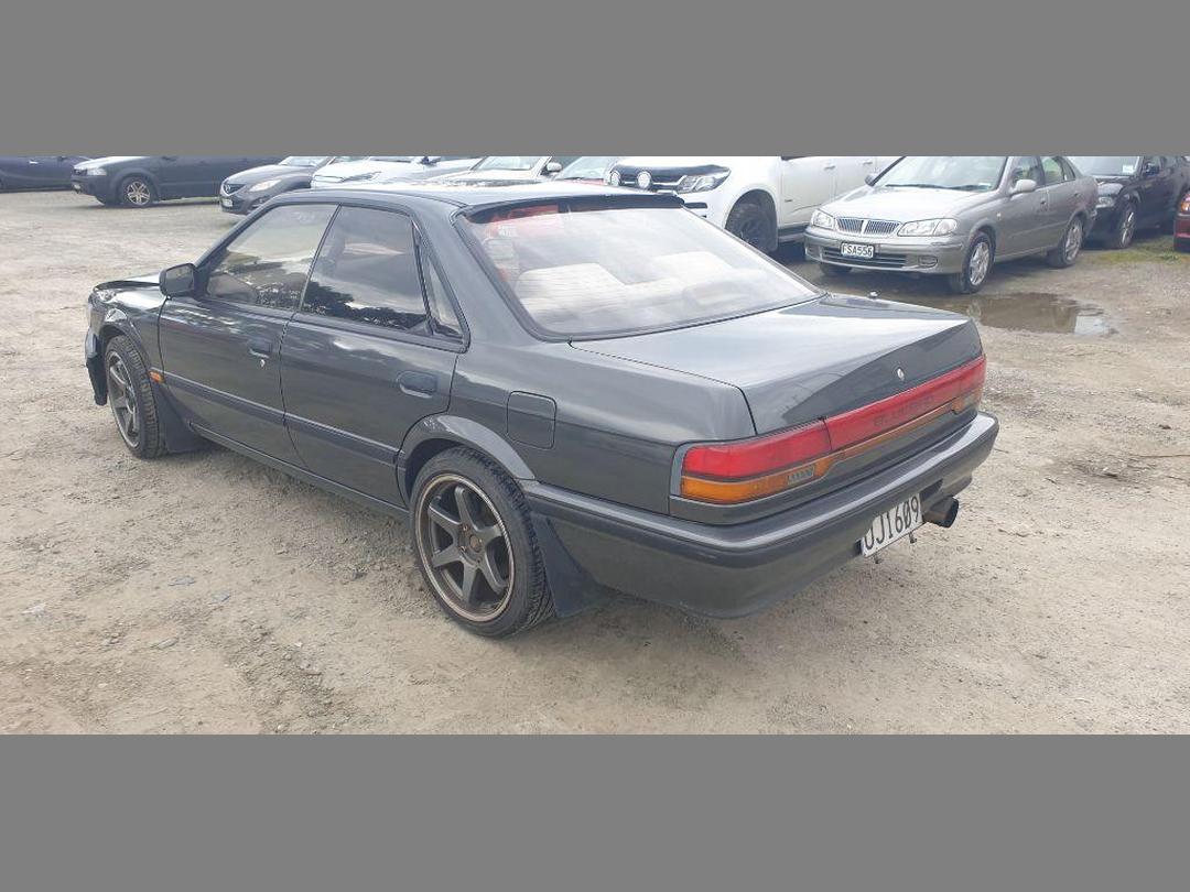 Photo '5' of Nissan Bluebird SSS Photo '5' of Nissan Bluebird SSS
