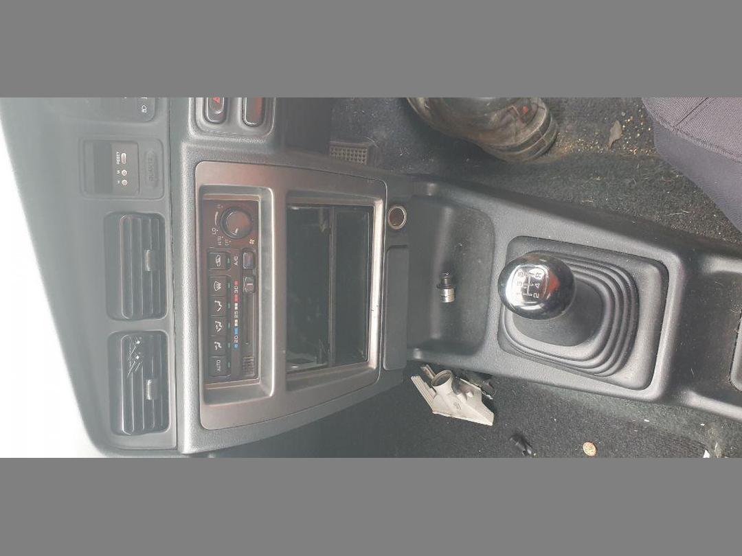 Photo '10' of Nissan Bluebird SSS Photo '10' of Nissan Bluebird SSS