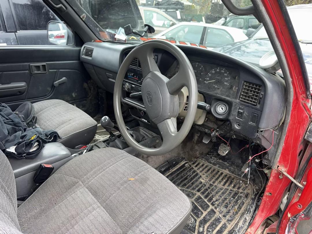 Photo '7' of Toyota Hilux