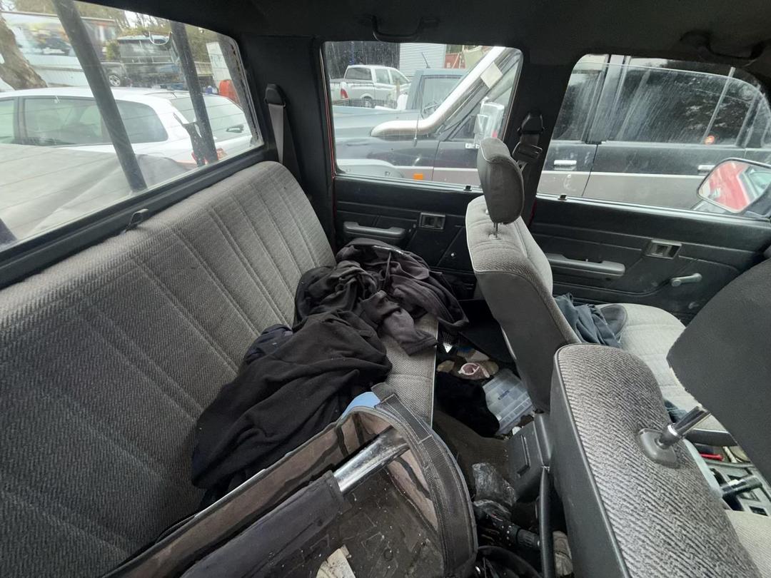 Photo '12' of Toyota Hilux