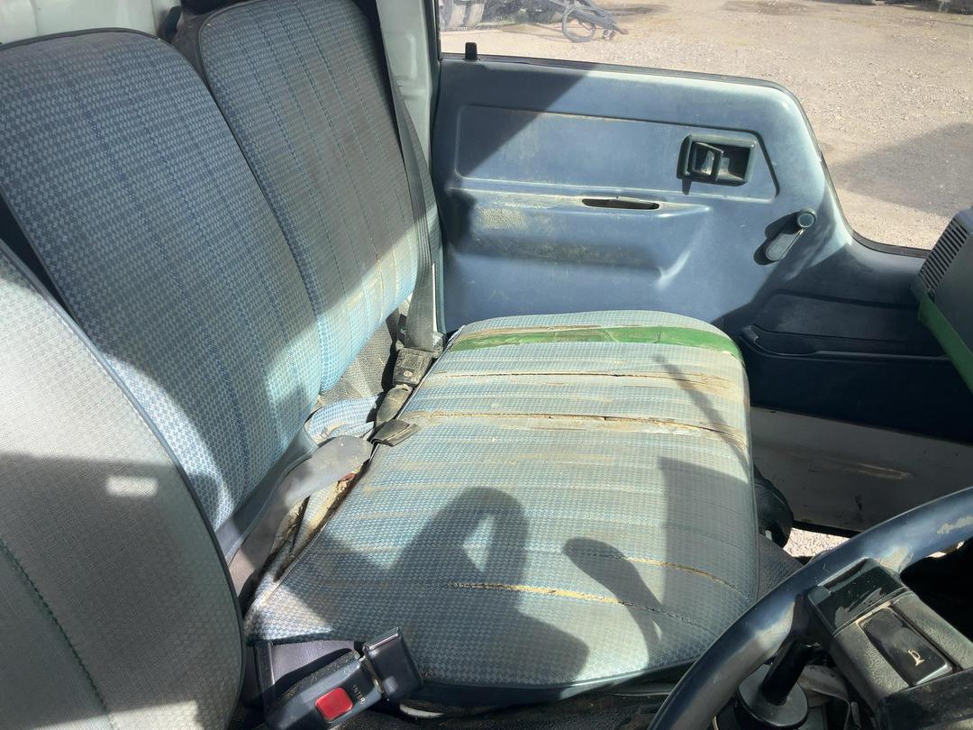 Photo '14' of Toyota Toyoace Flat Deck