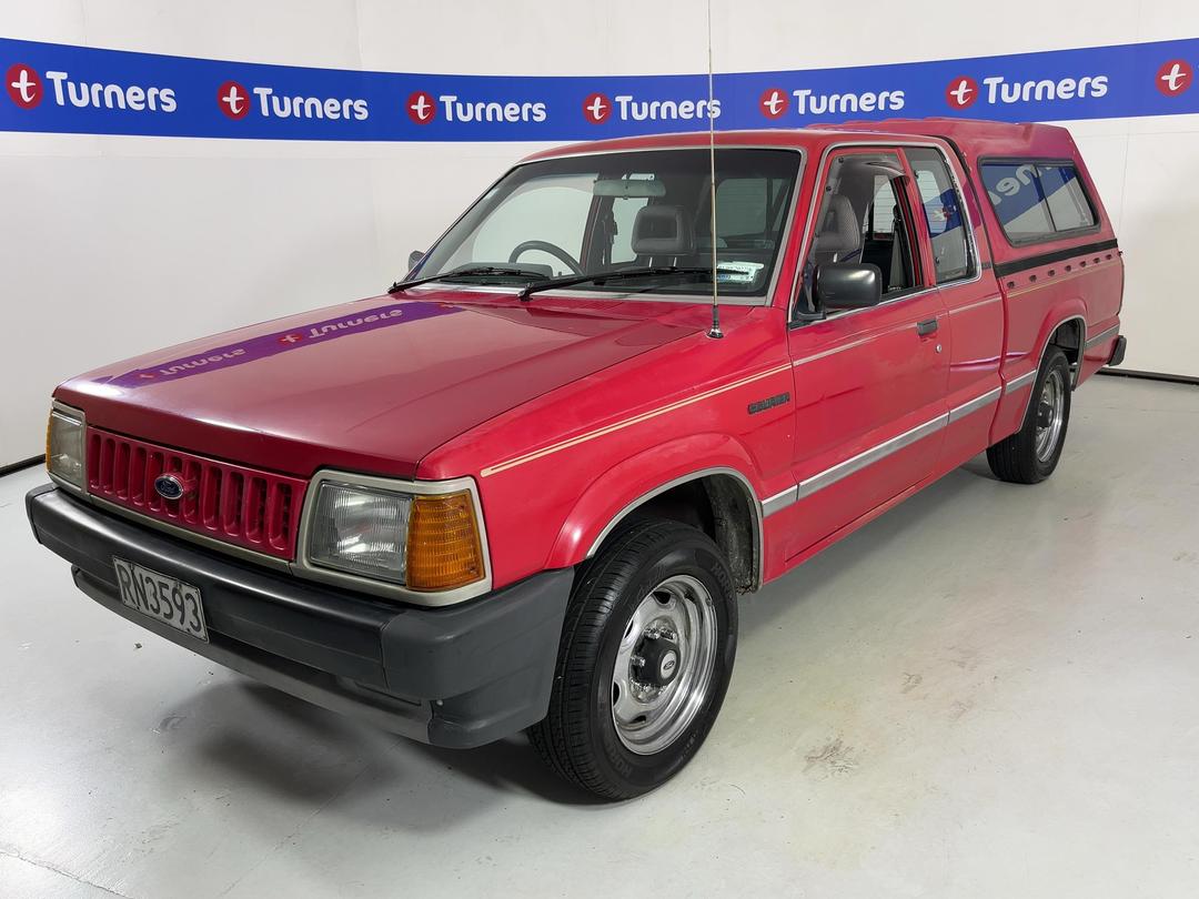 Photo '4' of Ford Courier XLT