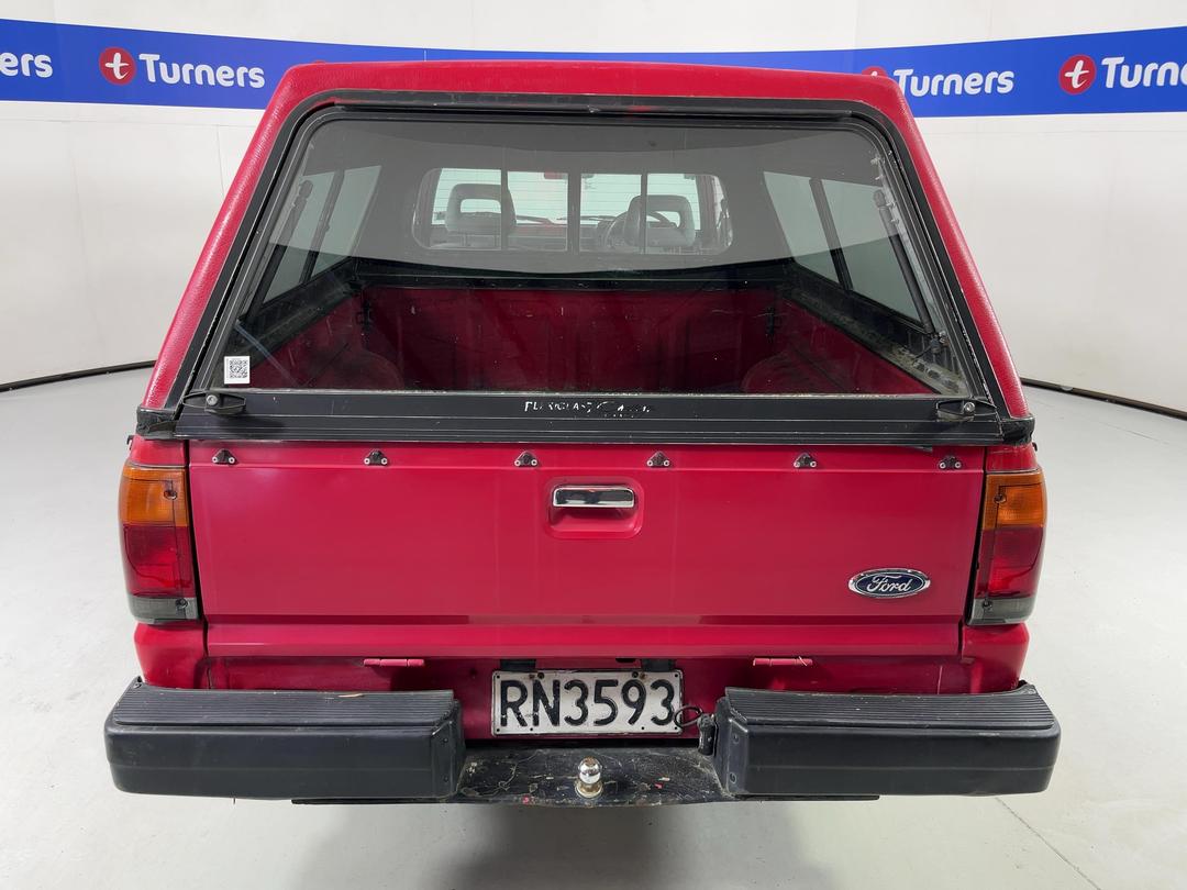 Photo '6' of Ford Courier XLT