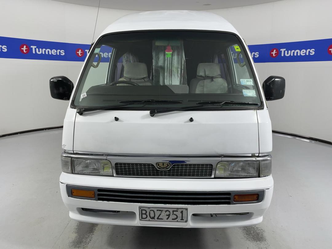 Photo '2' of Nissan Caravan