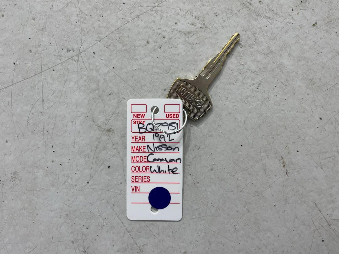 Photo '21' of Nissan Caravan