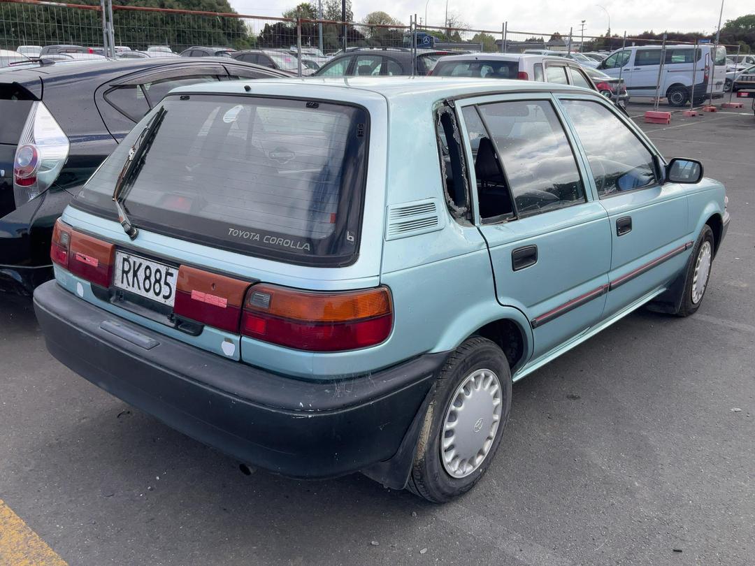 Photo '4' of Toyota Corolla H/B Auto Photo '4' of Toyota Corolla H/B Auto