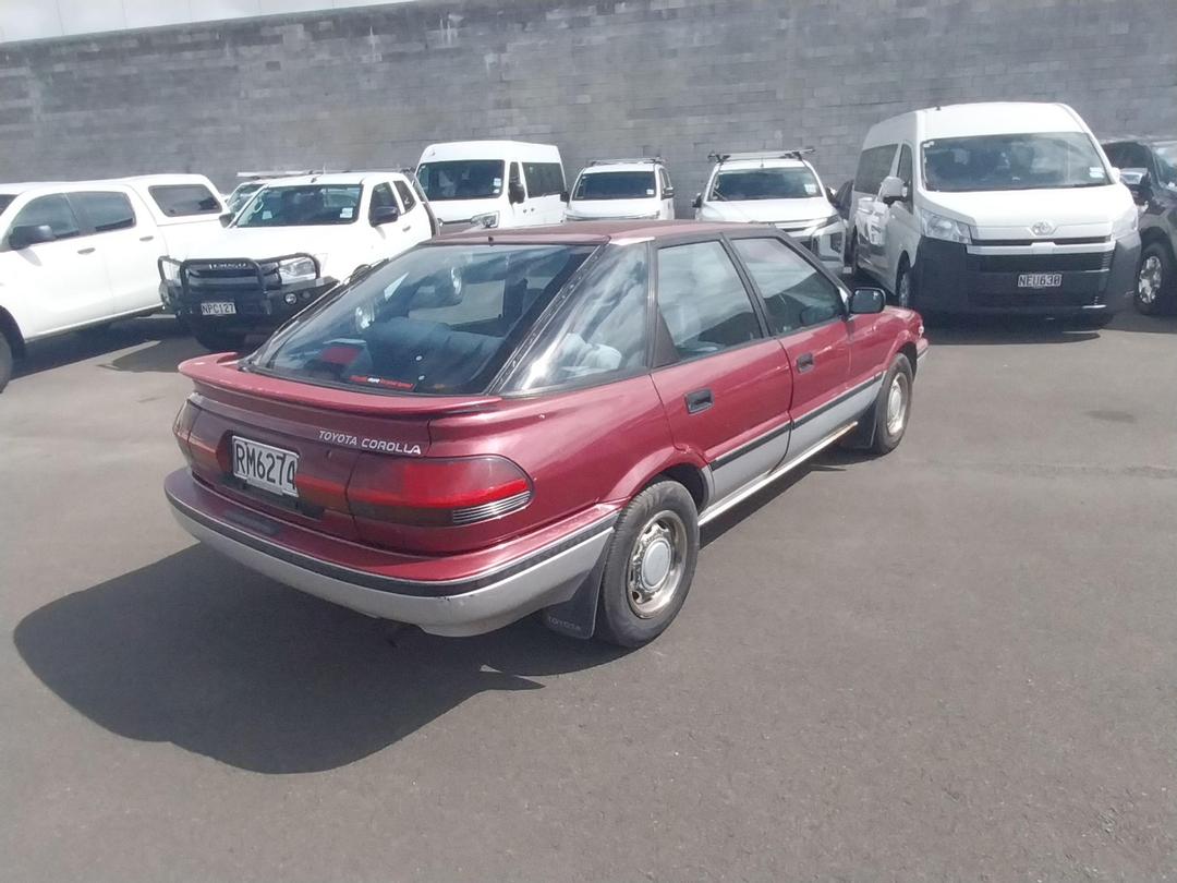Photo '5' of Toyota Corolla L/B MAN