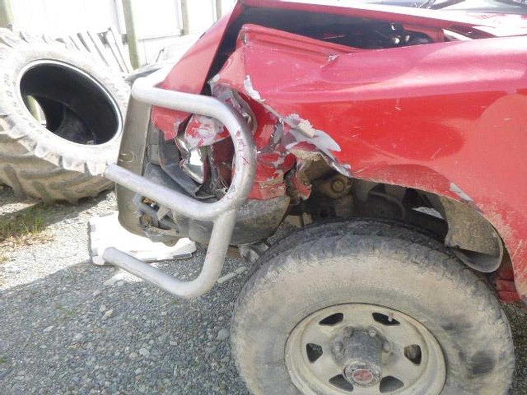 Photo '3' of Toyota Hilux 2.8 C/CAB Photo '3' of Toyota Hilux 2.8 C/CAB