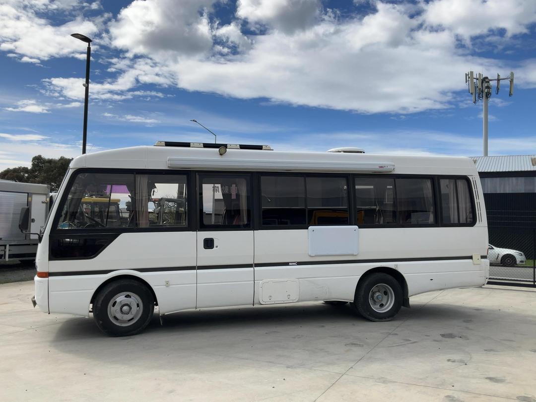 Photo '6' of Mitsubishi Rosa Bus