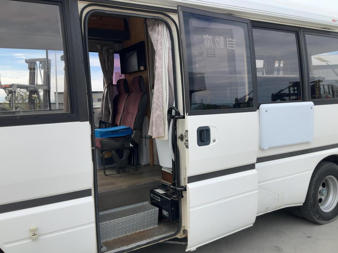 Photo '15' of Mitsubishi Rosa Bus