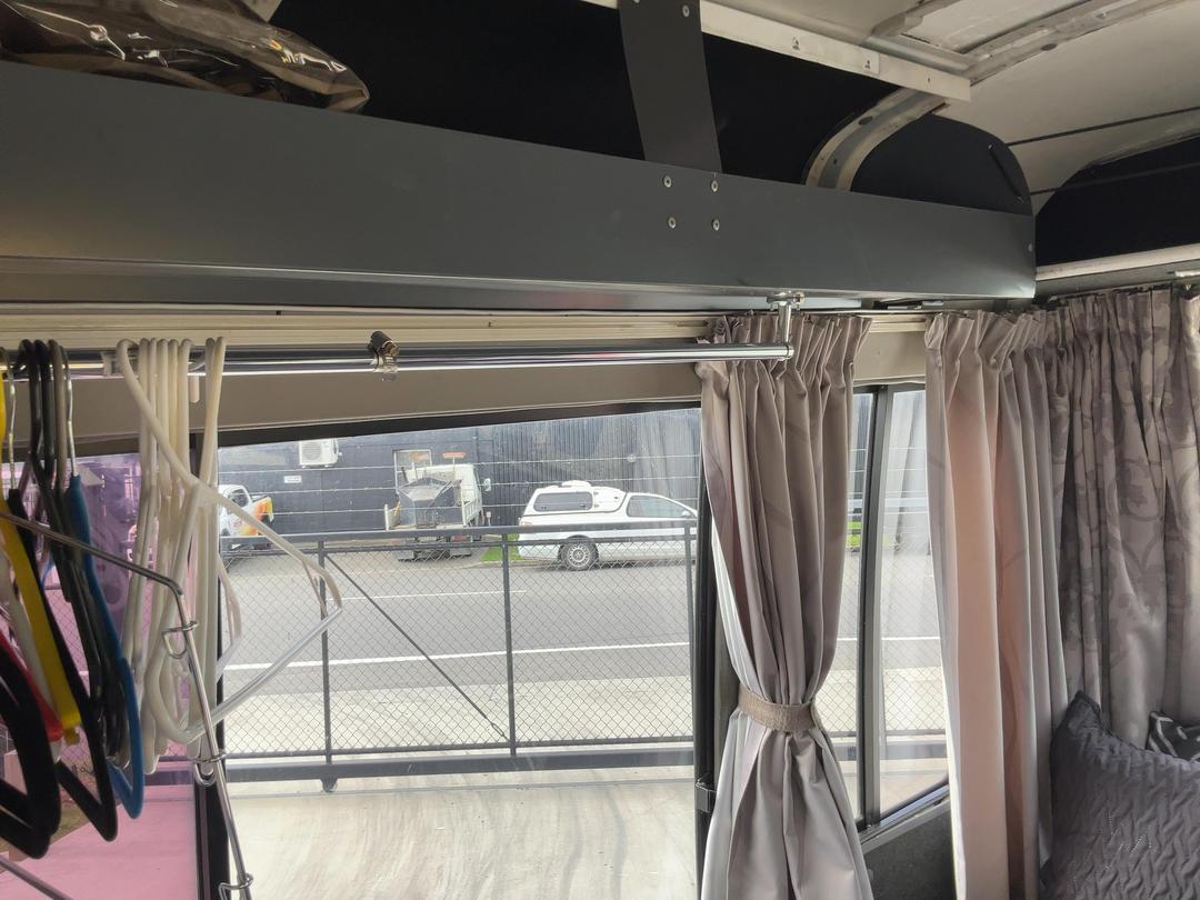 Photo '19' of Mitsubishi Rosa Bus