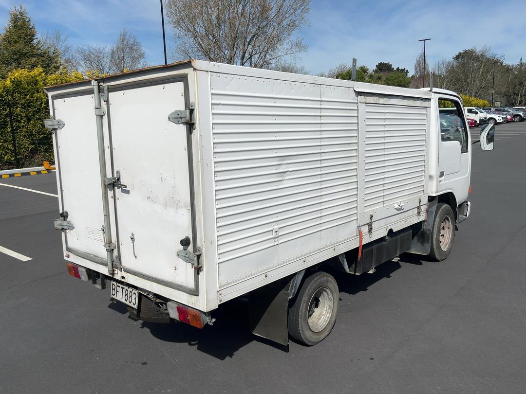 Photo '6' of Nissan Atlas Boxbody Photo '6' of Nissan Atlas Boxbody