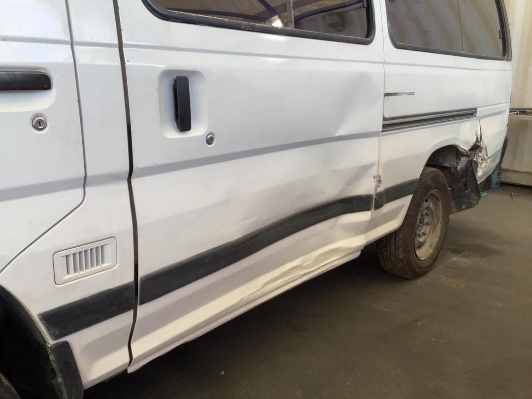 Photo '2' of Nissan Caravan DX