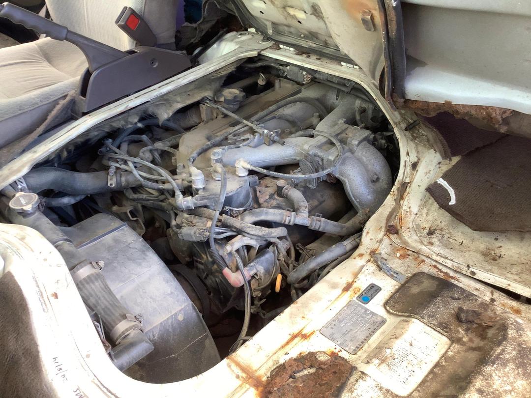 Photo '10' of Nissan Caravan DX