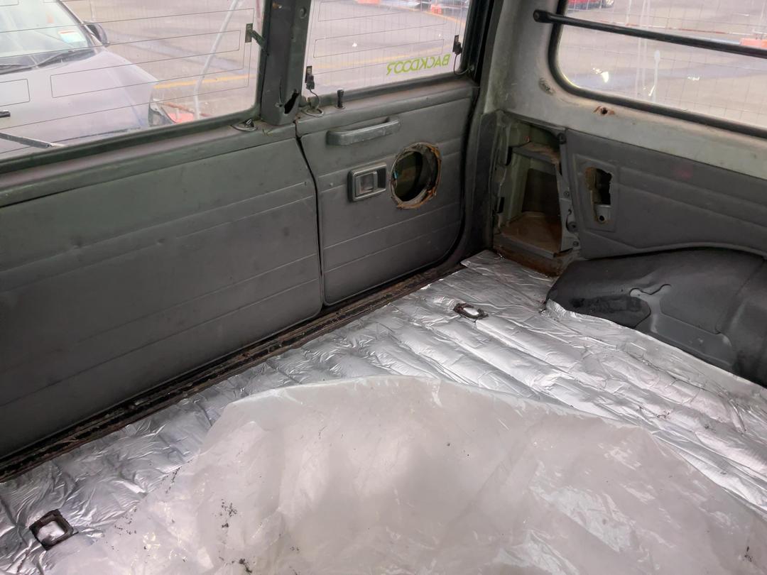 Photo '6' of Nissan Safari