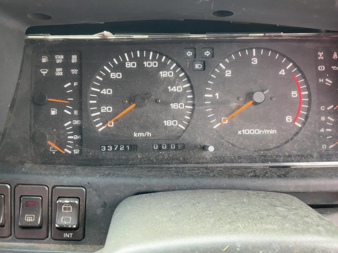 Photo '9' of Nissan Safari