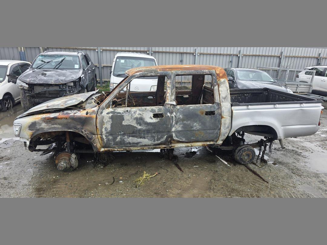 Photo '7' of Toyota Hilux 2.8 D/C Photo '7' of Toyota Hilux 2.8 D/C