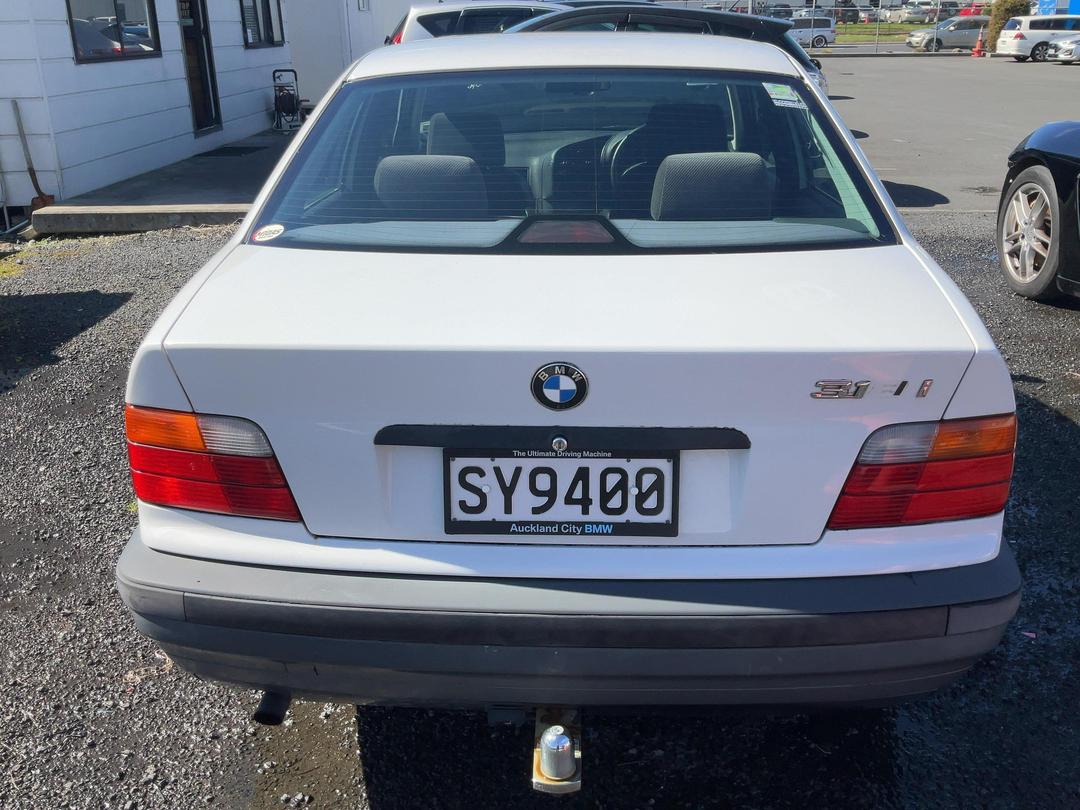 Photo '5' of BMW 3 Series 318I Photo '5' of BMW 3 Series 318I