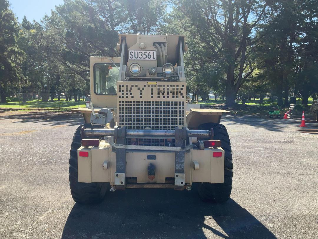 Photo '5' of Custombuilt SKY TRAK 6000M VRRT Forklift
