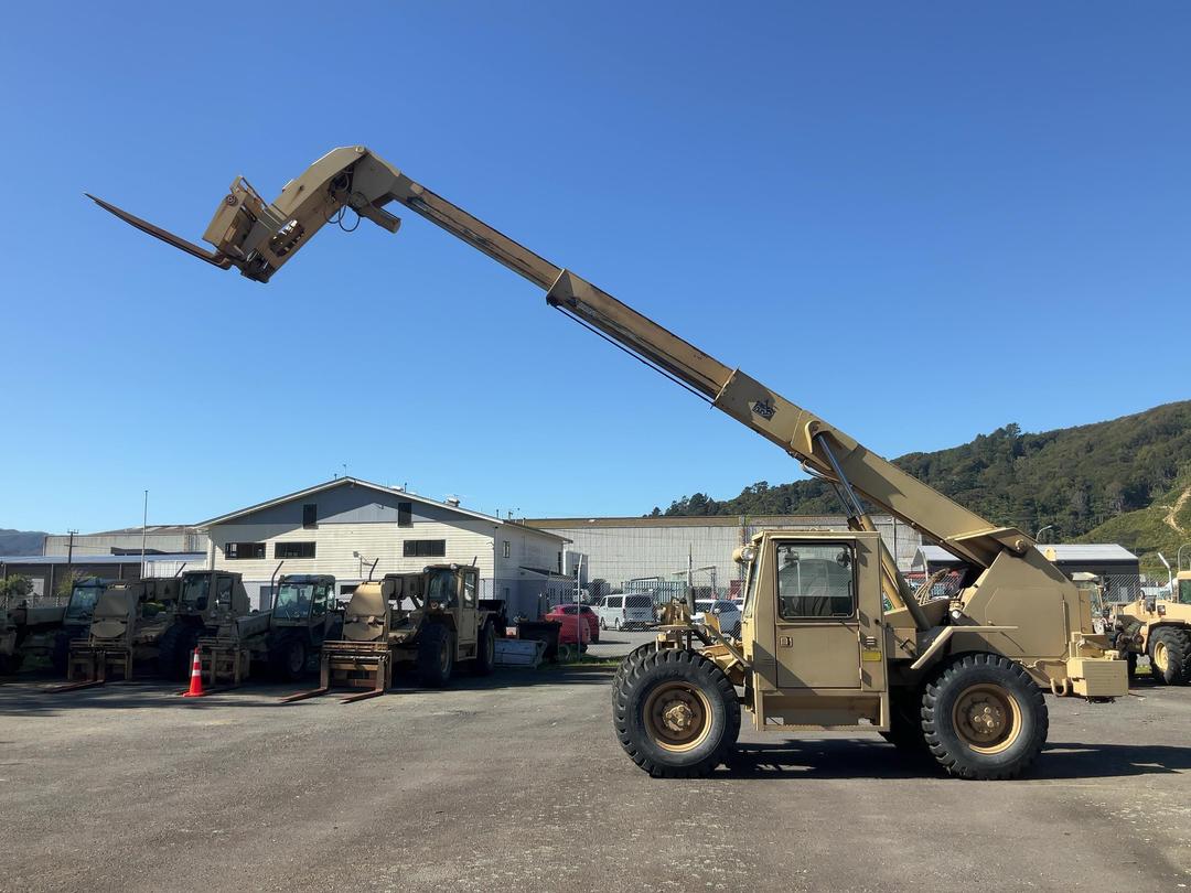 Photo '18' of Custombuilt SKY TRAK 6000M VRRT Forklift