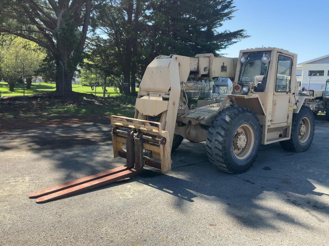 Photo '10' of Custombuilt SKY TRAK 6000M VRRT Forklift