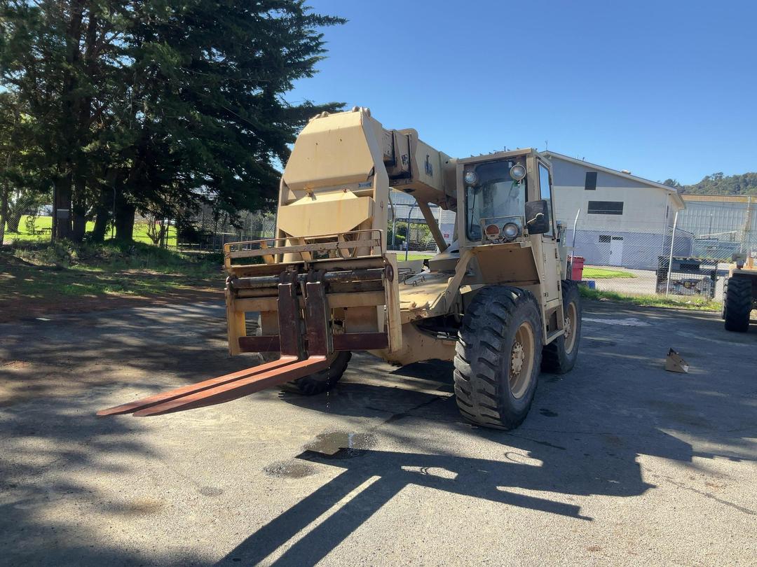 Photo '13' of Custombuilt SKY TRAK 6000M VRRT Forklift