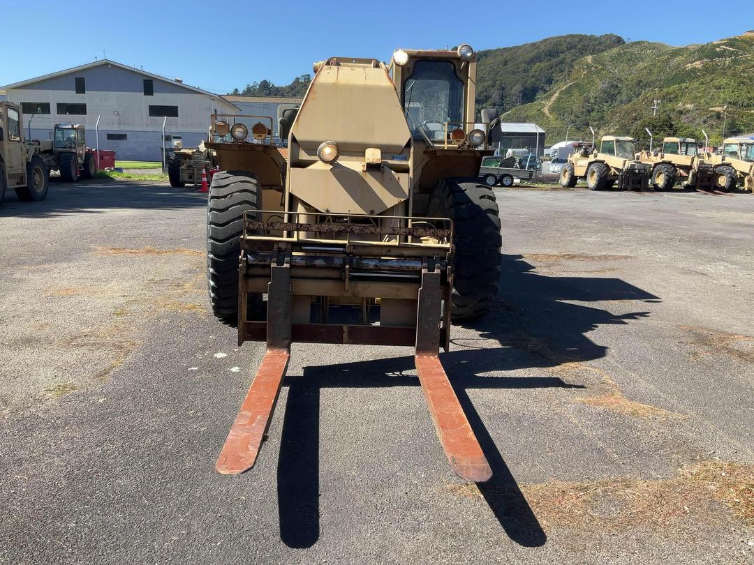 Photo '10' of Custombuilt SKY TRAK 6000M VRRT Forklift