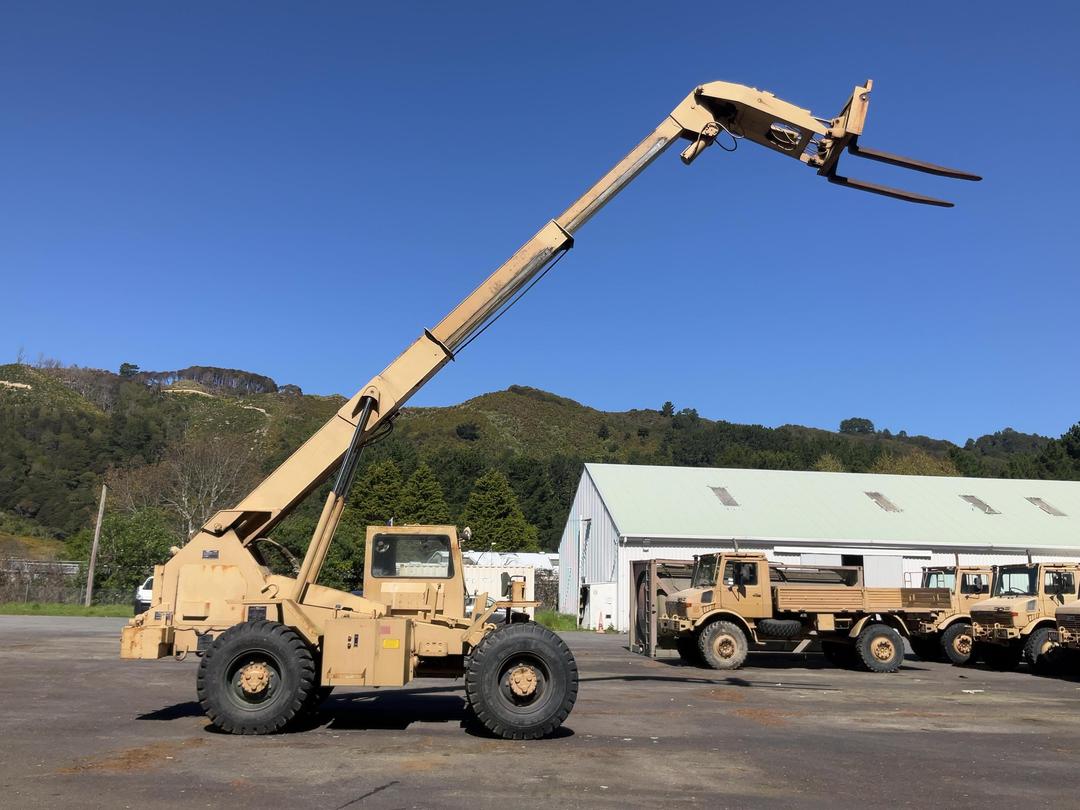 Photo '11' of Custombuilt SKY TRAK 6000M VRRT Forklift