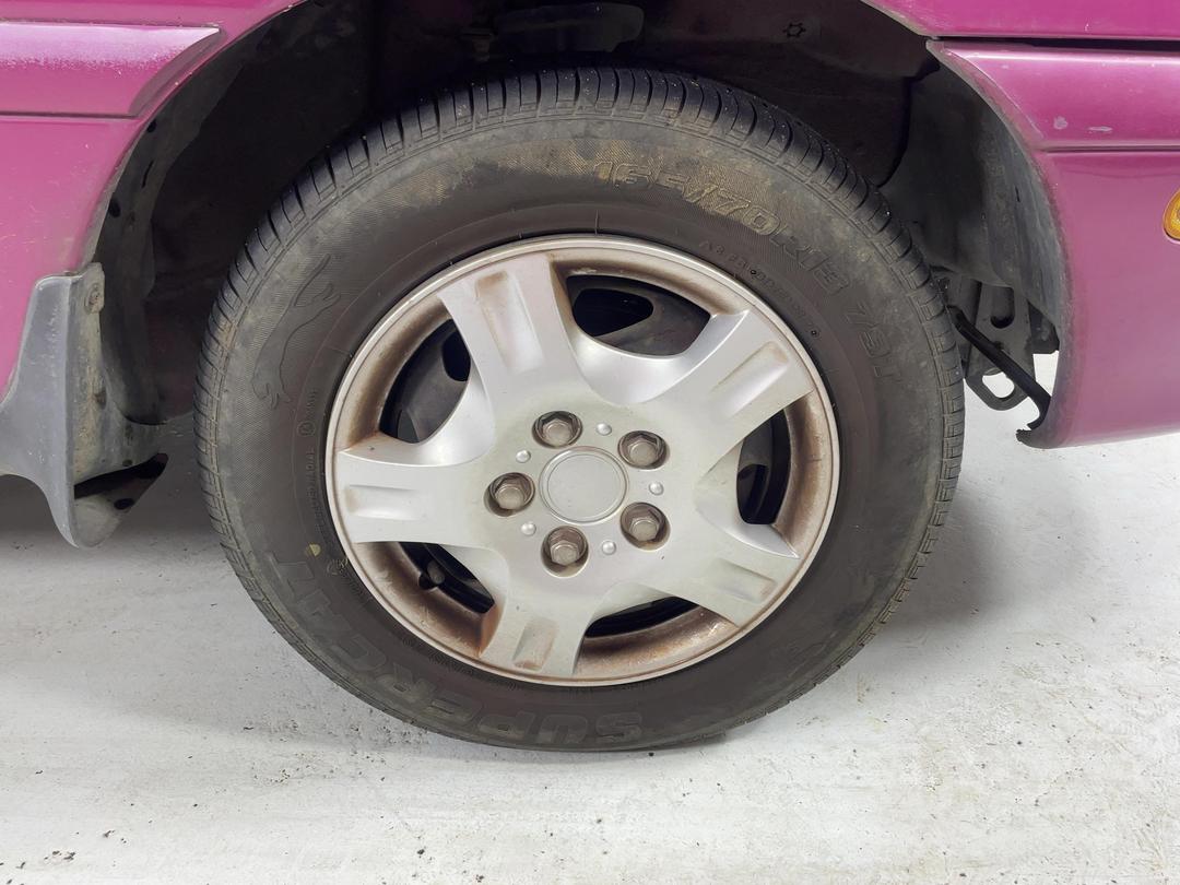 Photo '7' of Ford Festiva Glxi