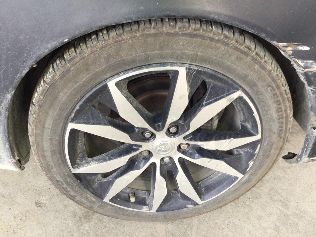 Photo '9' of Holden Utility VR V6 'S'Bucket FLR Photo '9' of Holden Utility VR V6 'S'Bucket FLR