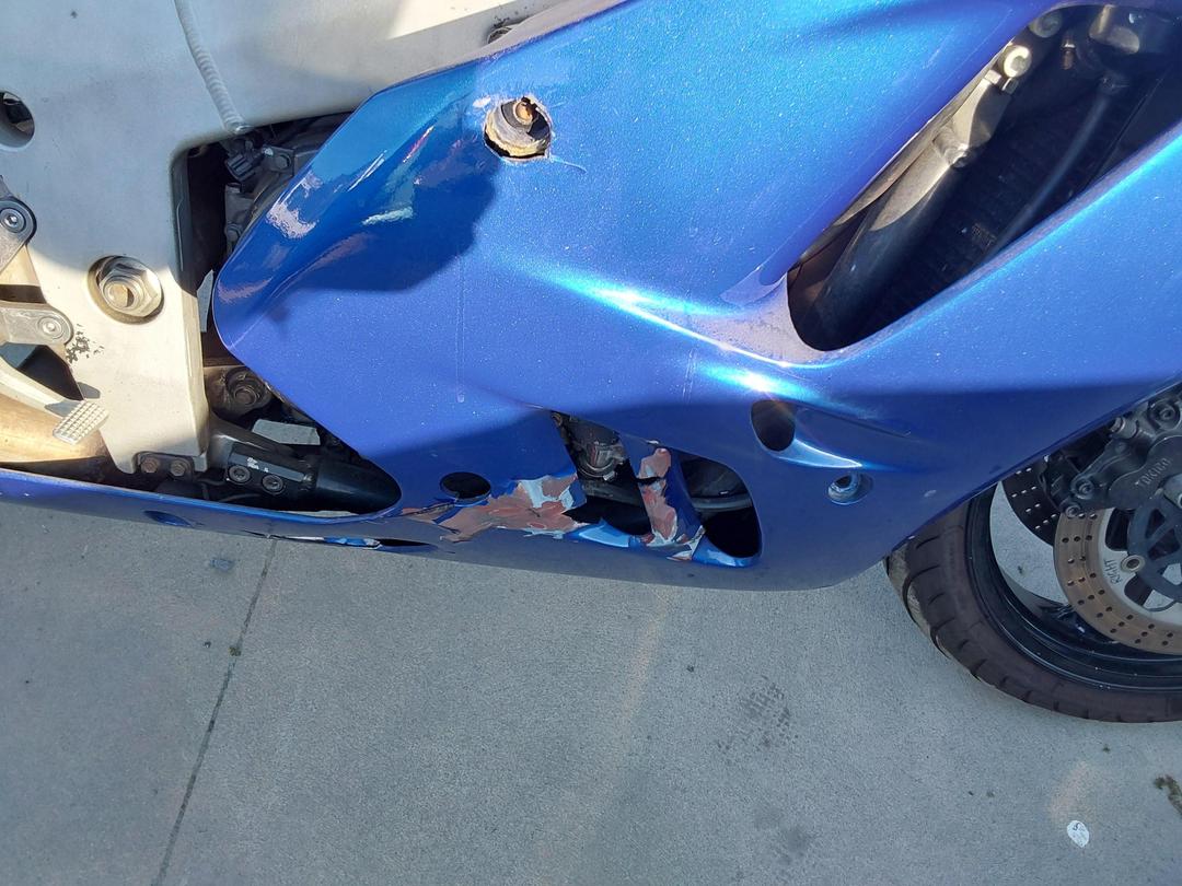 Photo '5' of Kawasaki ZX9R NINJA