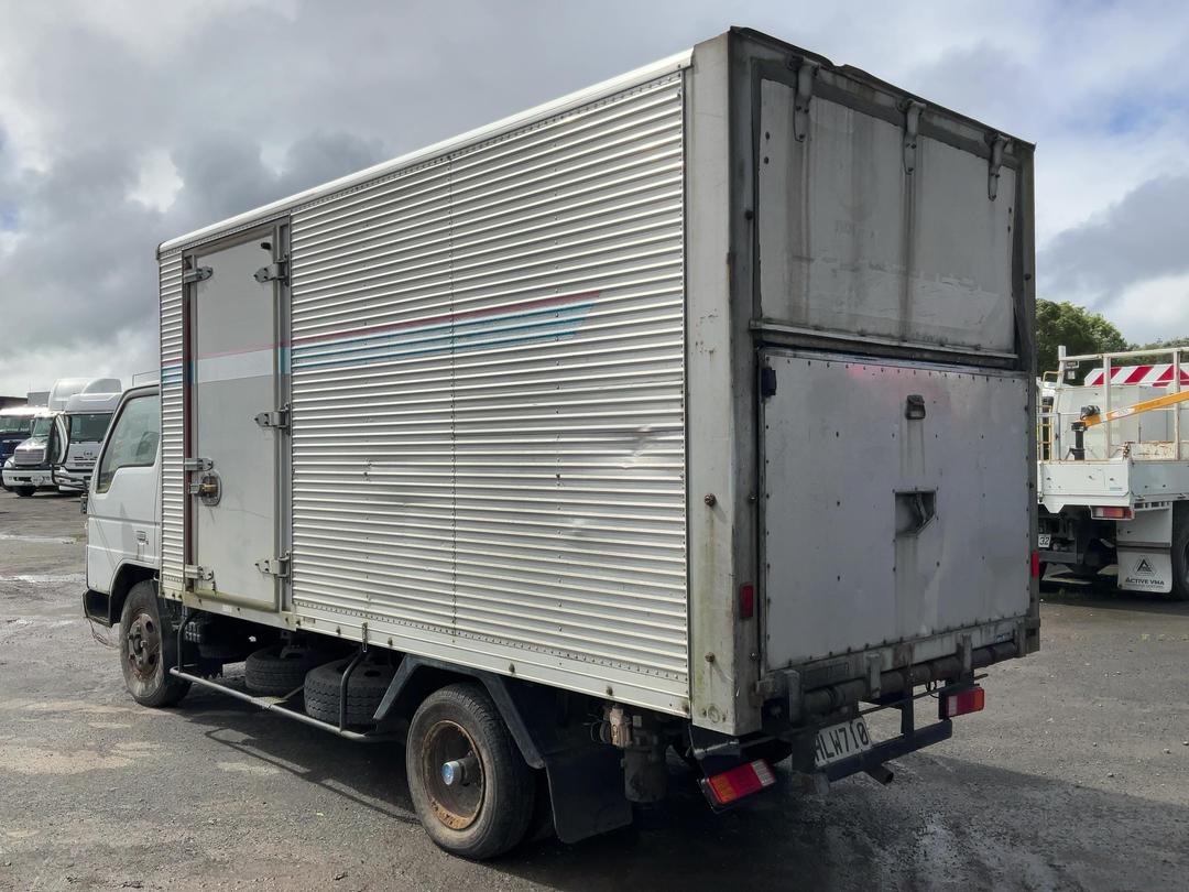 Photo '6' of Mazda Titan Box Body