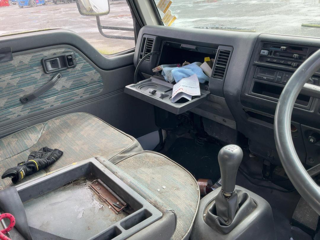 Photo '14' of Mazda Titan Box Body