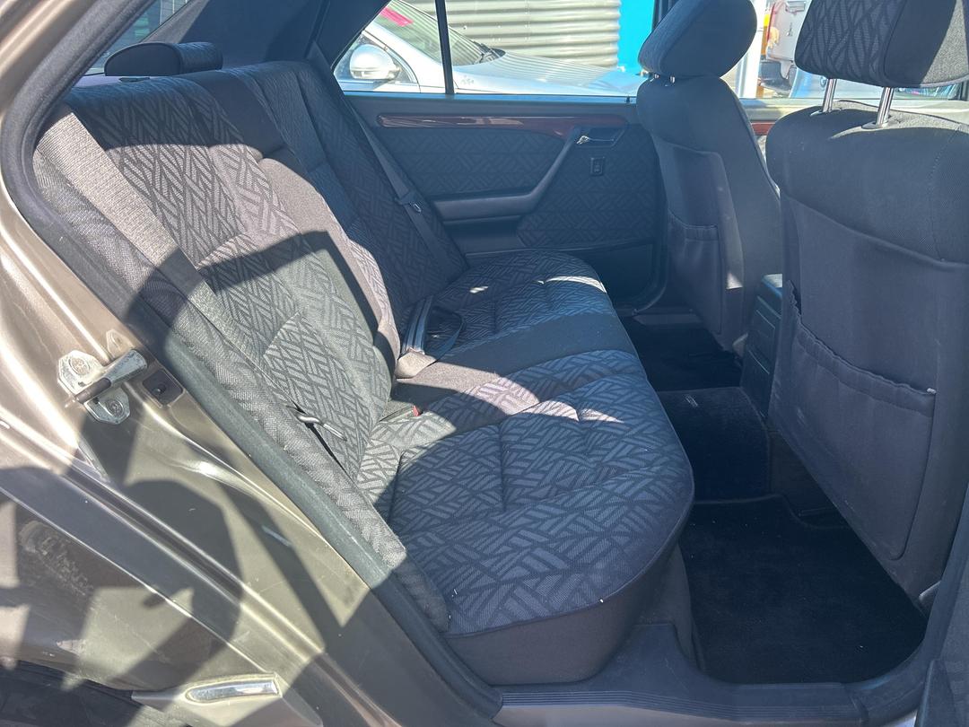 Photo '18' of Mercedes-Benz C280