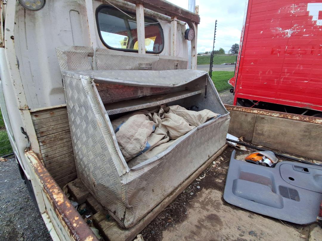 Photo '15' of Nissan Atlas 150 Flat Deck