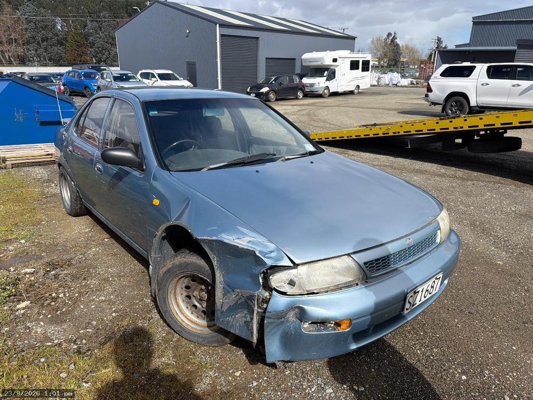 Photo '3' of Nissan Bluebird S Sedan Photo '3' of Nissan Bluebird S Sedan