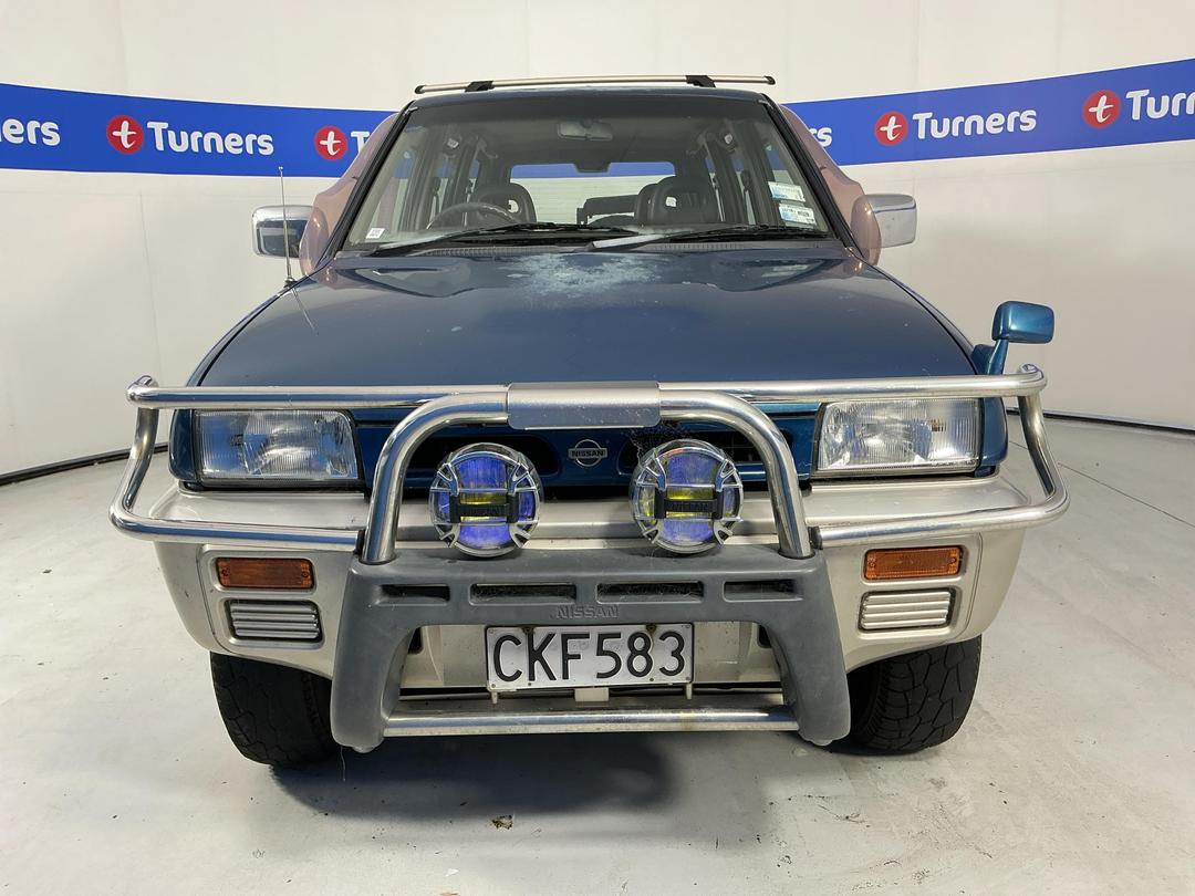 Photo '3' of Nissan Mistral