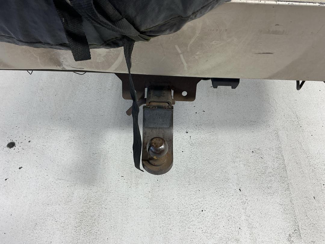 Photo '25' of Nissan Mistral