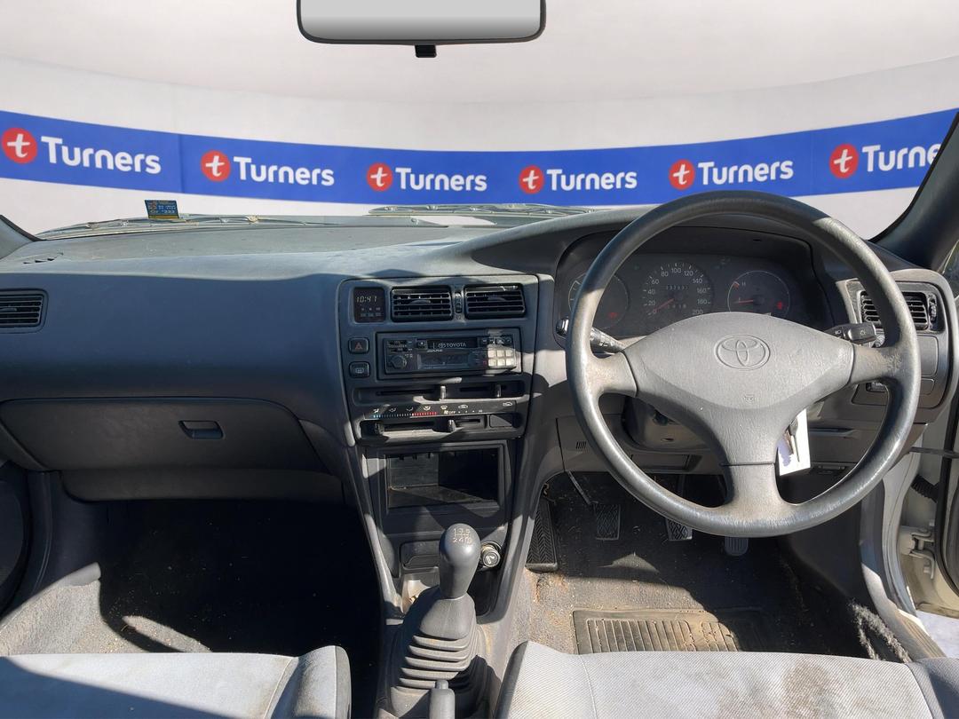 Photo '15' of Toyota Corolla XL Photo '15' of Toyota Corolla XL