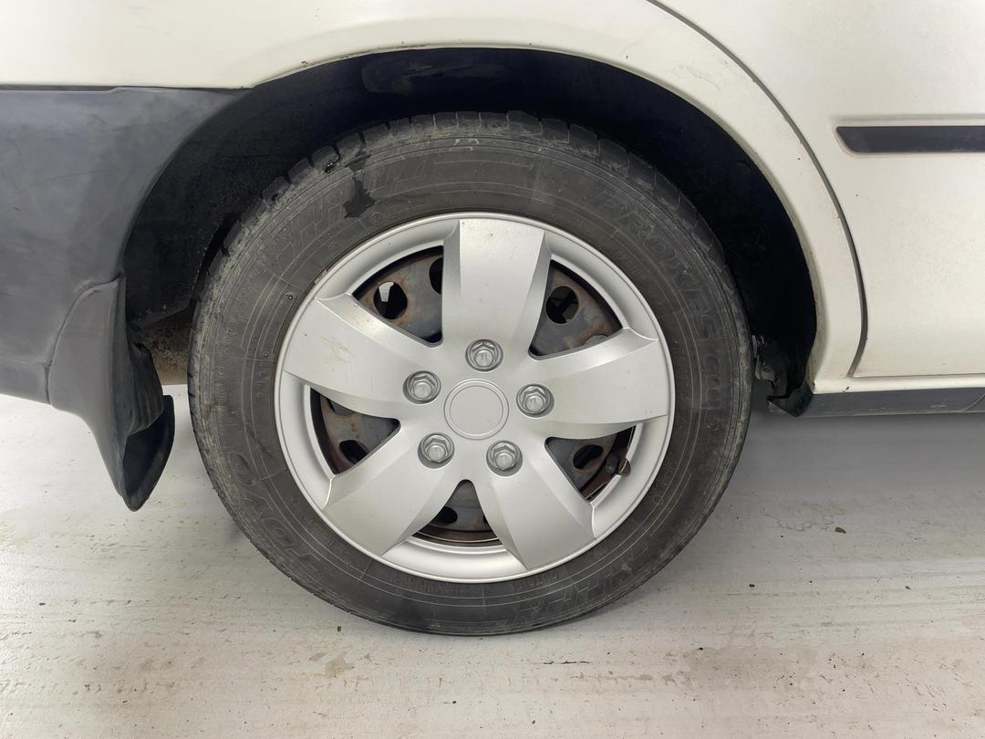 Photo '12' of Toyota Corolla
