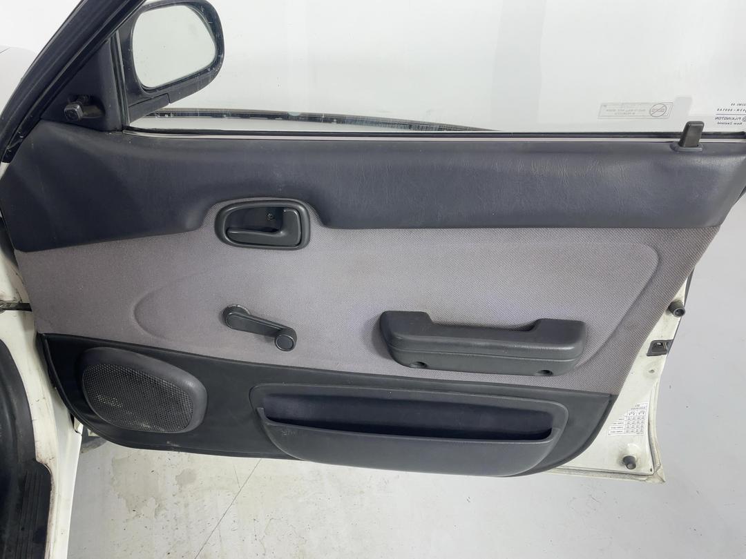 Photo '15' of Toyota Corolla