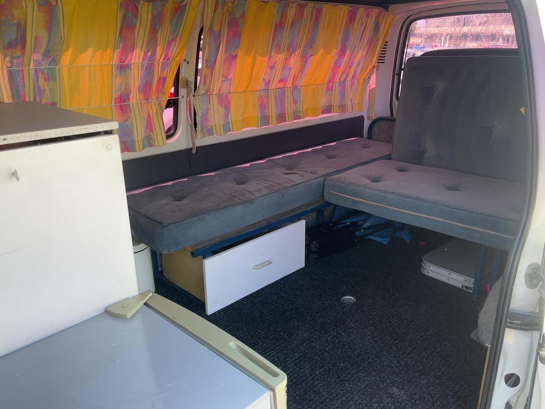 Photo '21' of Toyota Hiace