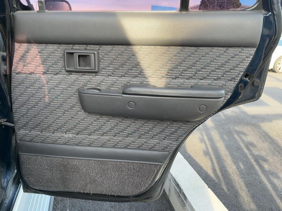 Photo '17' of Toyota Hilux Surf Photo '17' of Toyota Hilux Surf