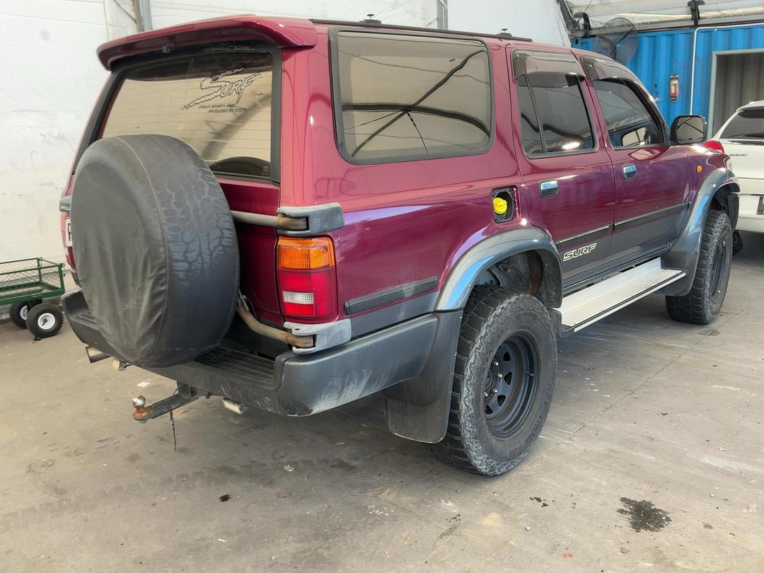 Photo '5' of Toyota Hilux Surf Photo '5' of Toyota Hilux Surf