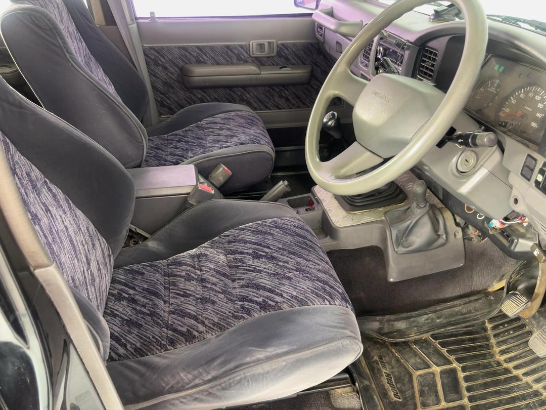 Photo '16' of Toyota Landcruiser Prado